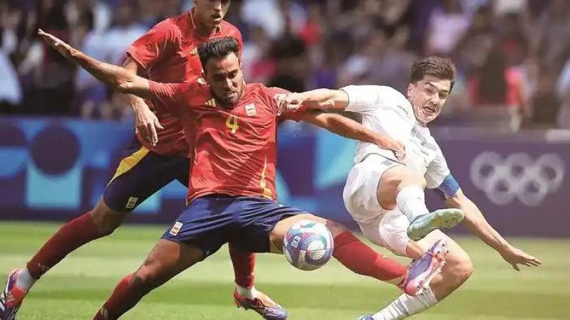bsports必一运动(中国区)官方网站 中后卫的盯人与区域分工